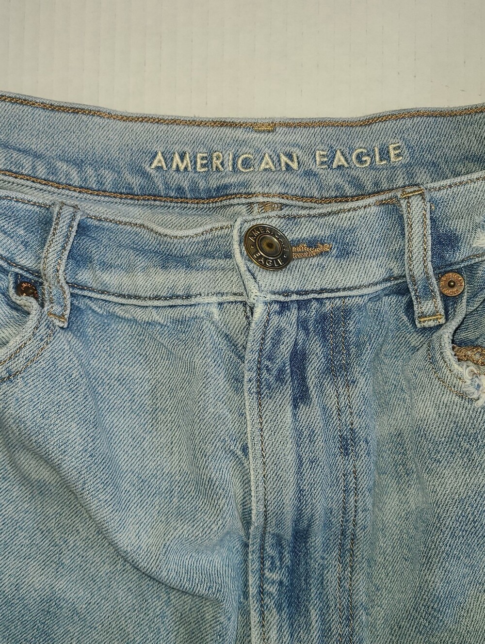 American Eagle Straight Jeans Size 14 High Rise Embroidered Floral Light Wash - Picture 4 of 9